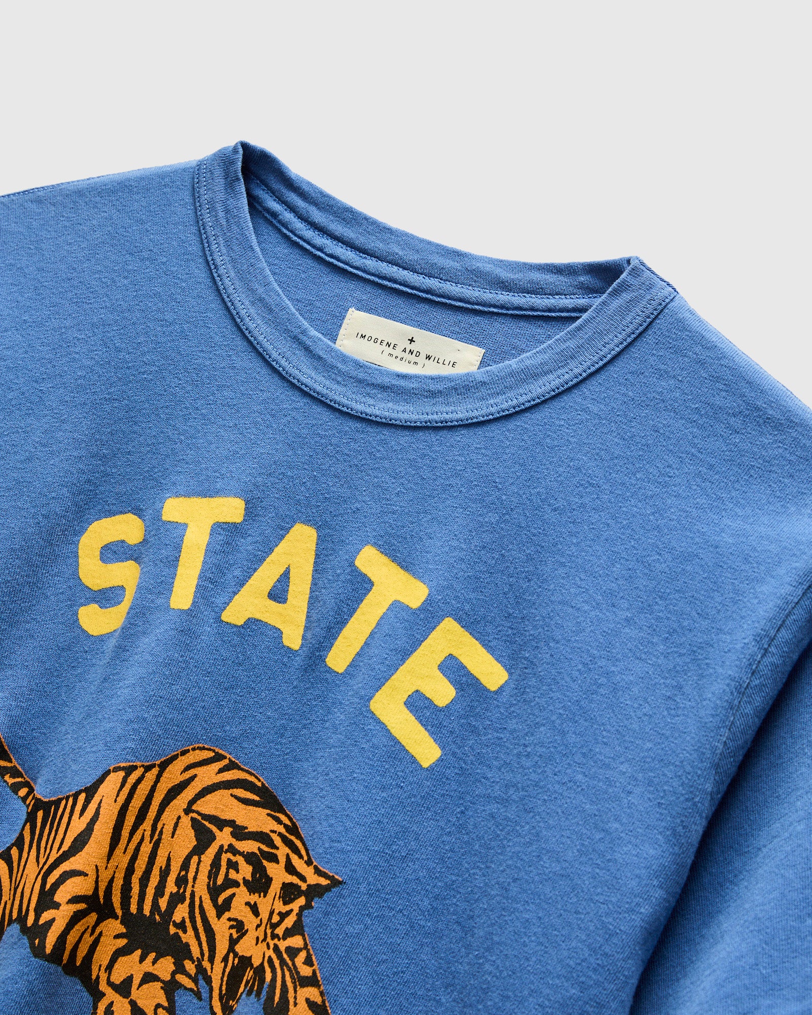 "State" T-Shirt in Blue - Image 4