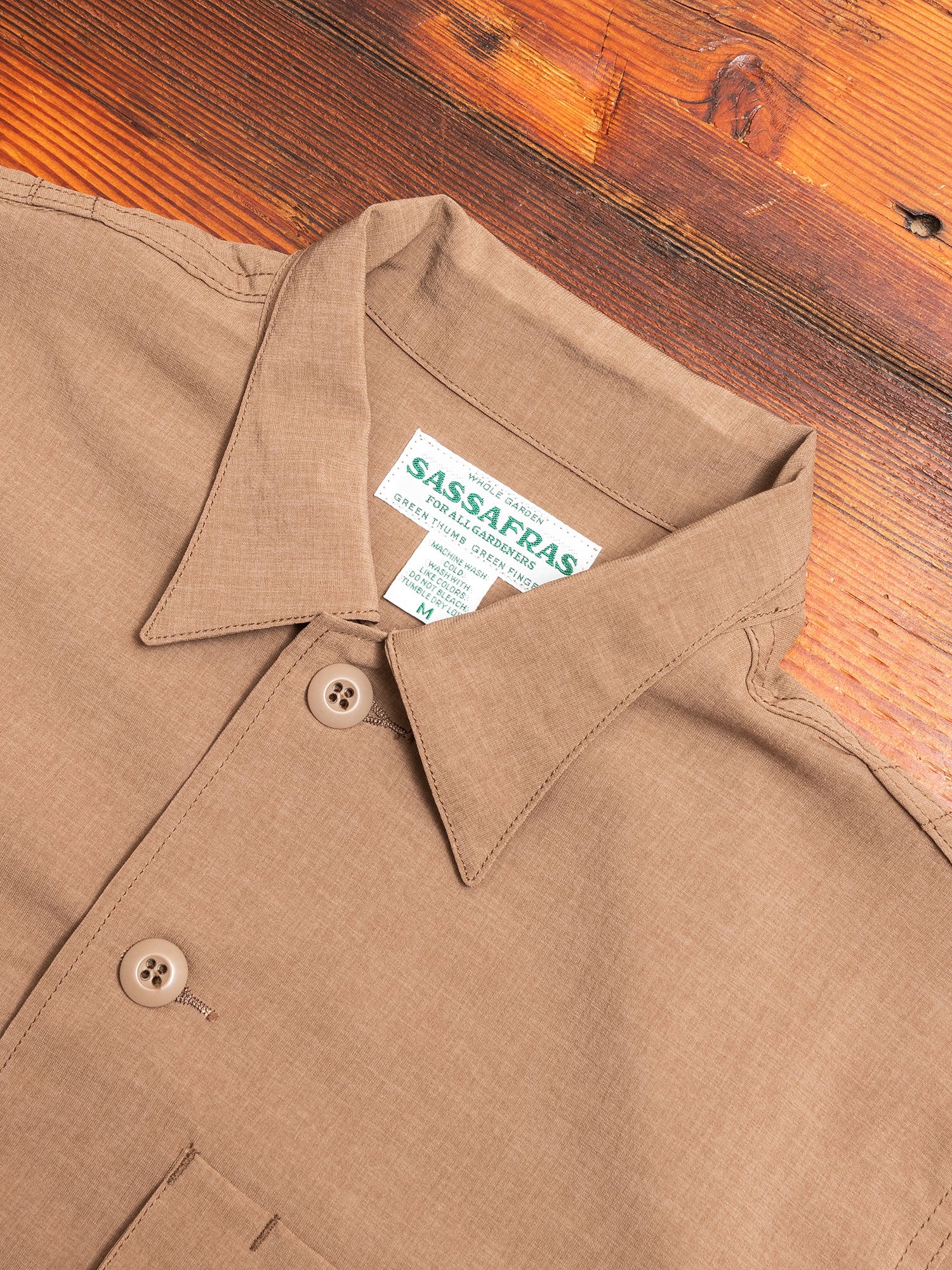 Stretch Gardener Half Shirt in Beige - Image 3