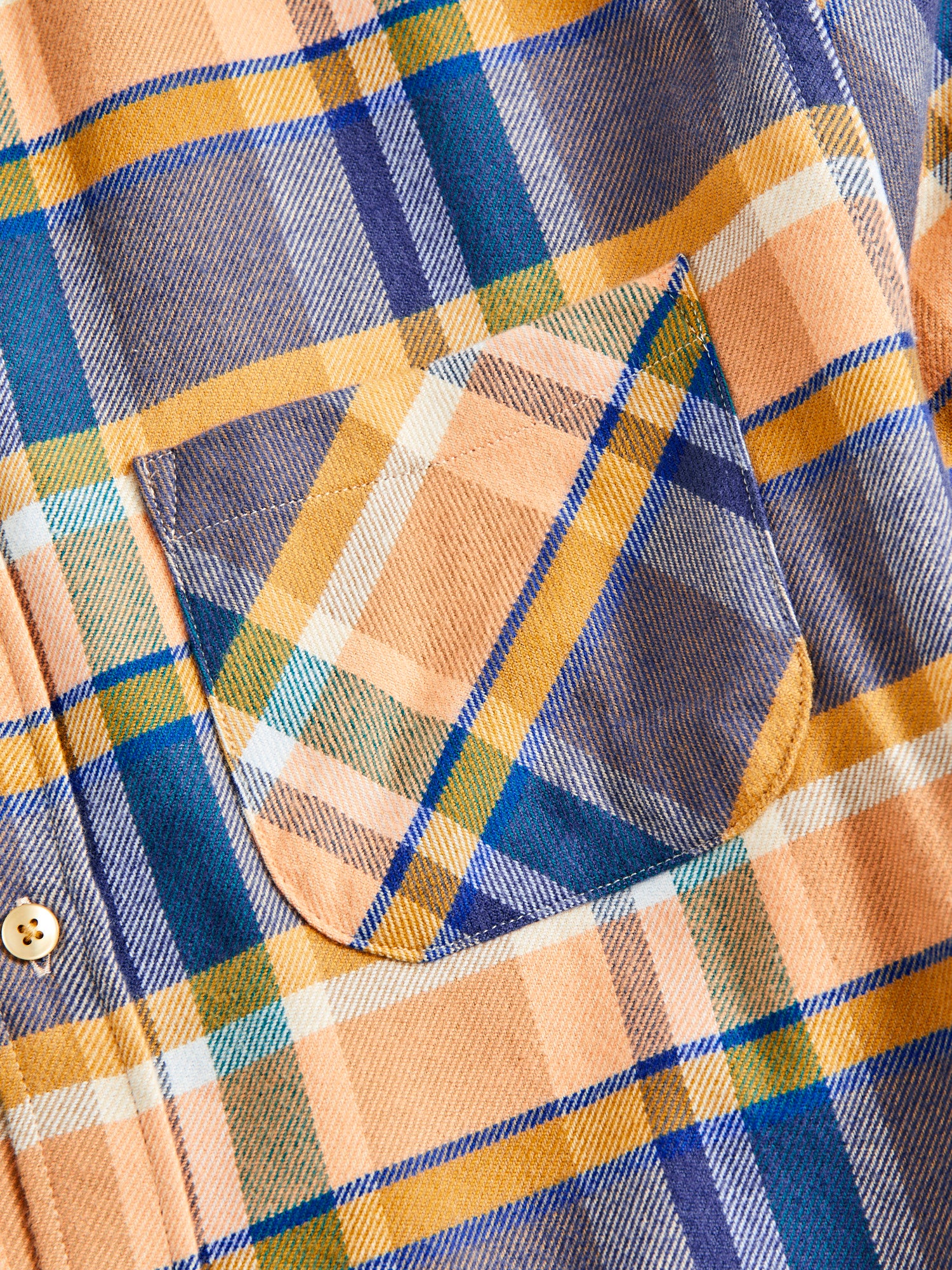 Sussu Button-Up Shirt in Tan - Image 4