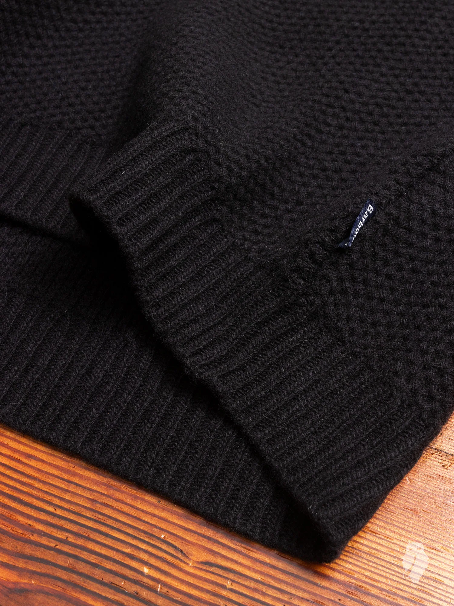"Talon" Crewneck Sweater in Moss - Image 6