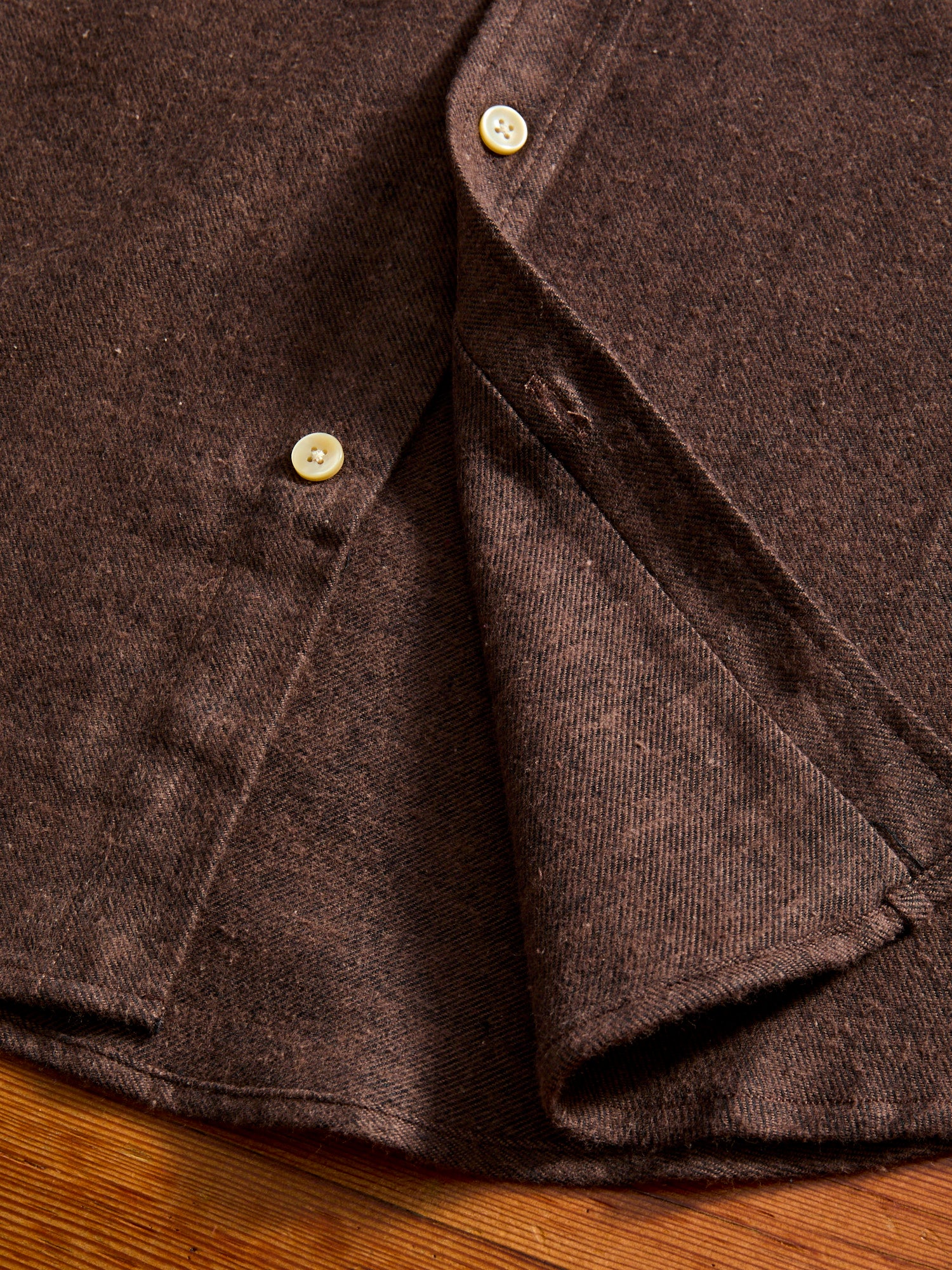 Teca Button-Up Shirt in Brown - Image 7
