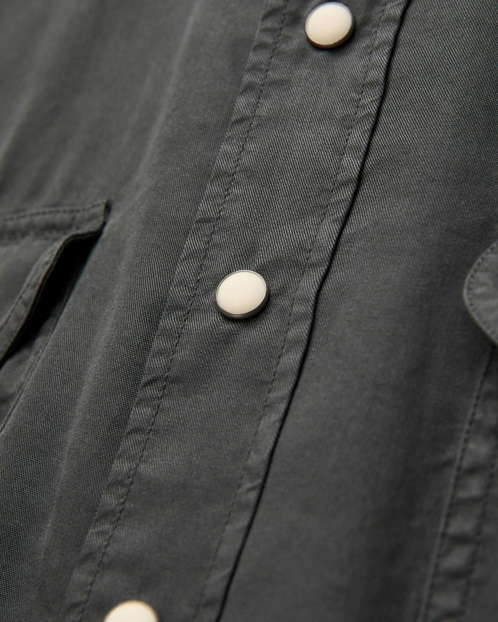 Tencel Gabardine Pearlsnap Shirt in Faded Black - Image 5