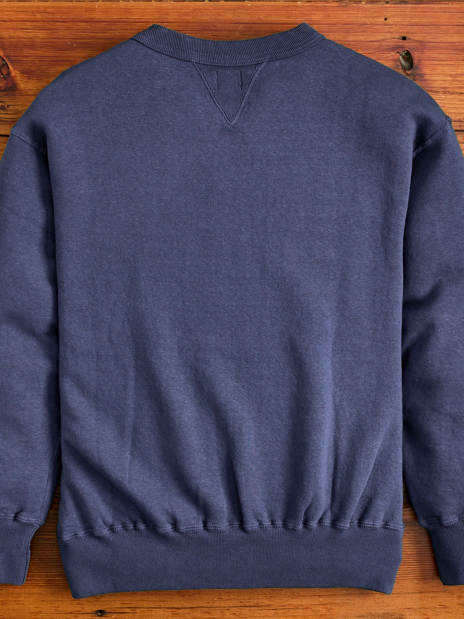 Tsuriami Loopwheel Sweatshirt in Navy - Image 3