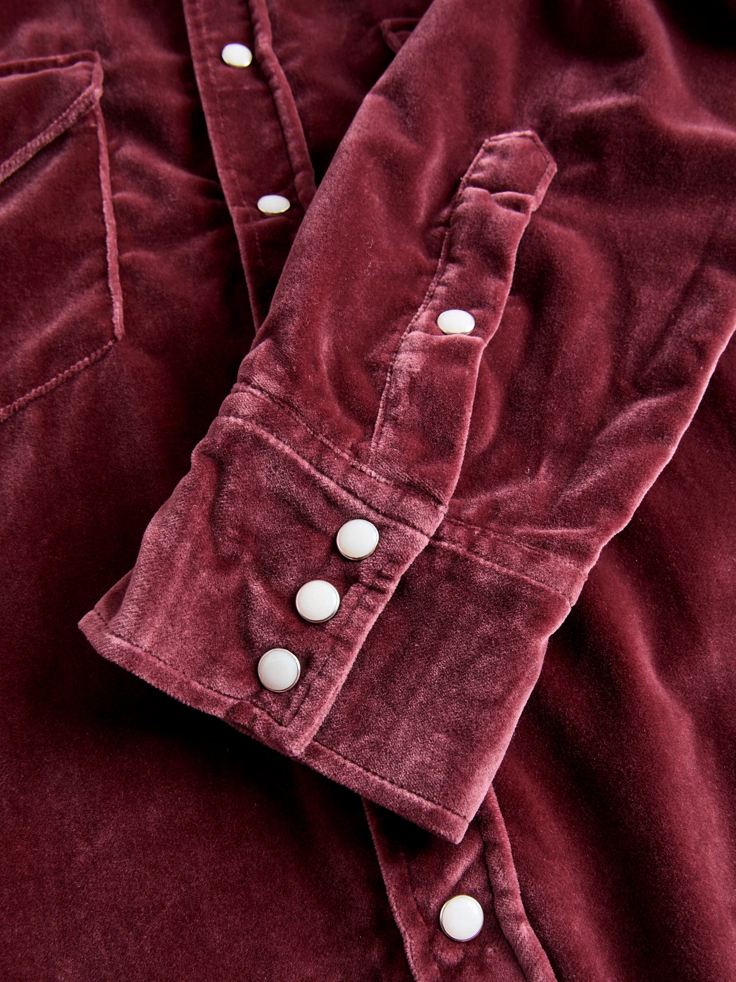 Velvet Western Pearl Snap Shirt in Plum - Image 7
