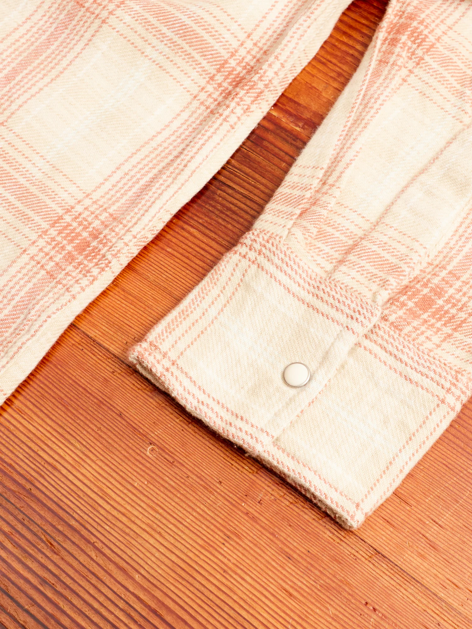 Washed Flannel Pearl Snap Shirt in Idaho Autumn - Image 6