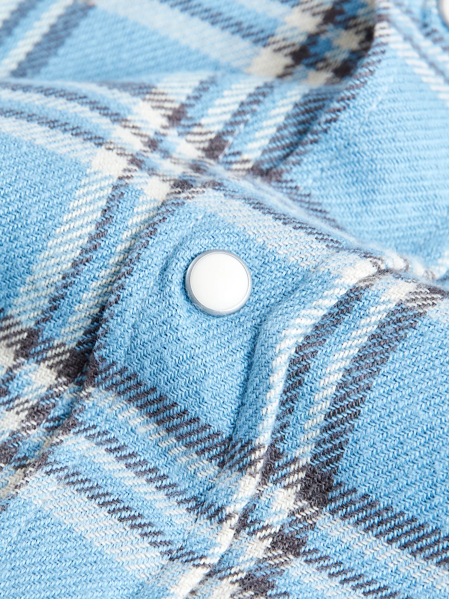 Washed Flannel Pearl Snap Shirt in Rogue River - Image 6