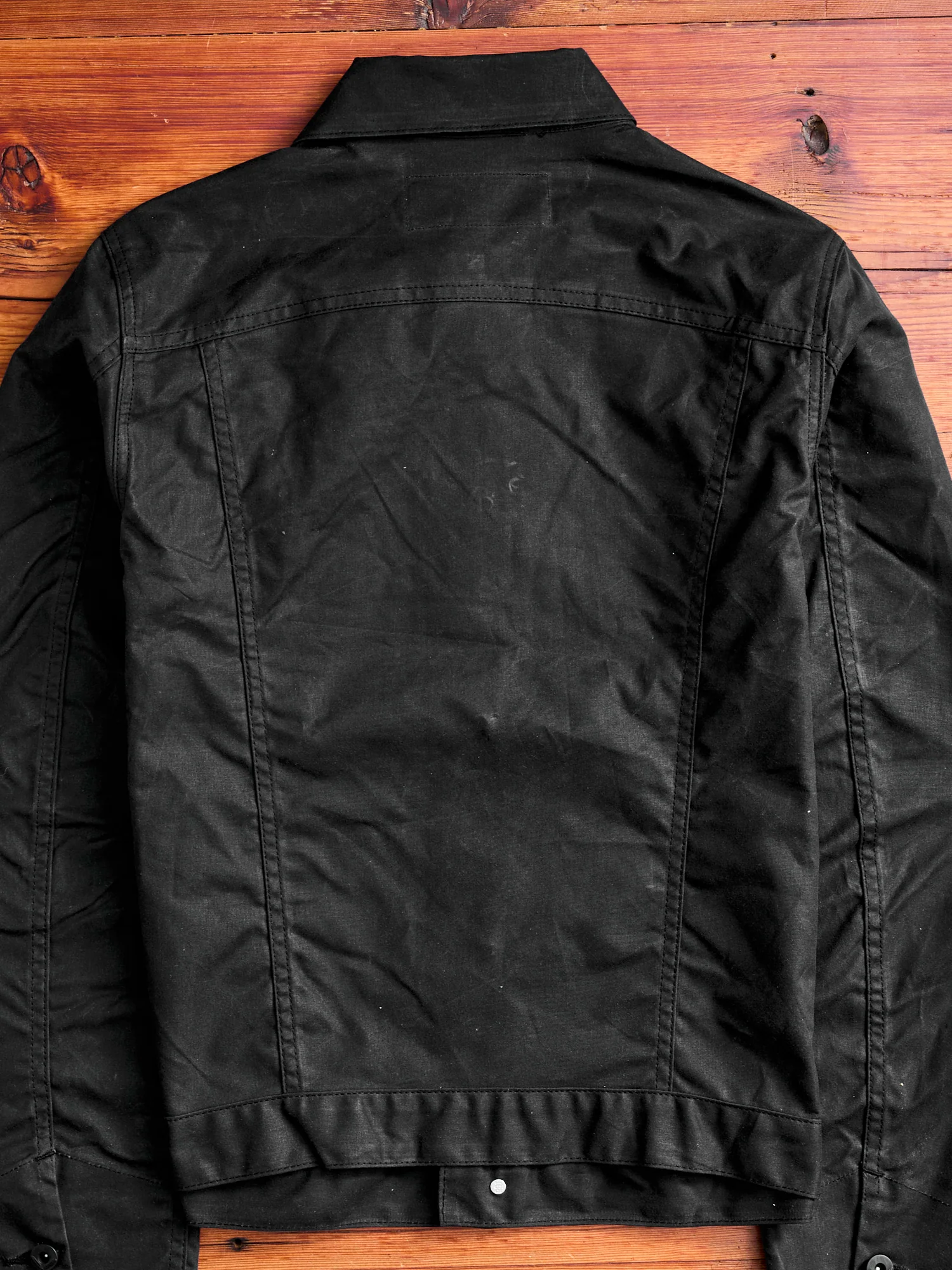 Waxed Canvas Ridgeline Supply Jacket in Black - Image 11