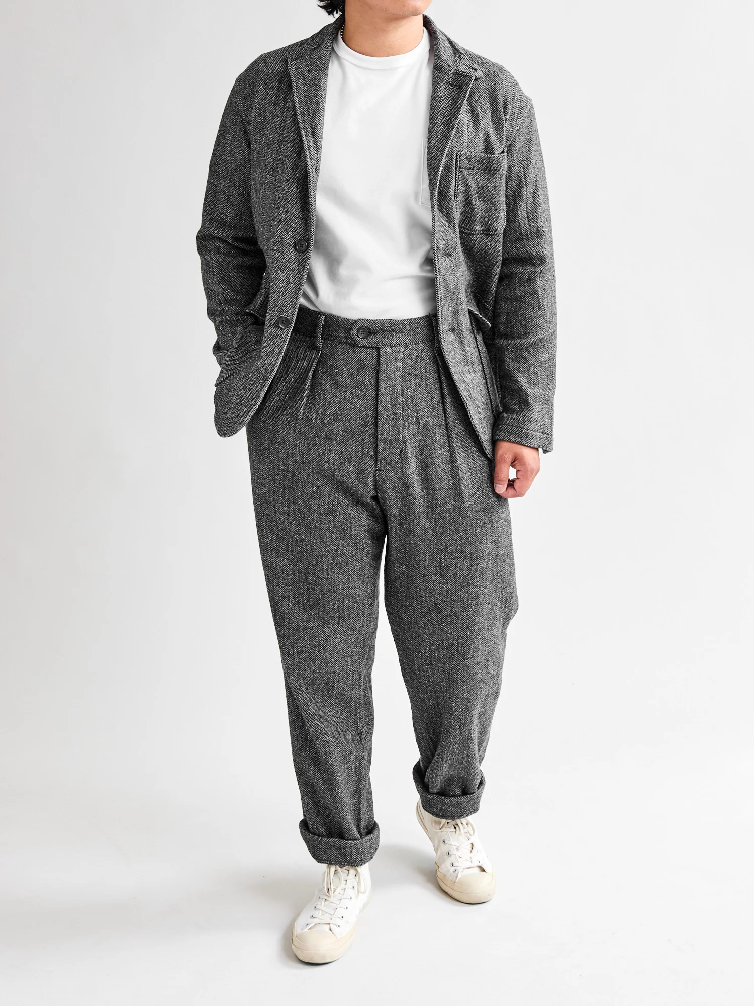 Wool Herringbone Carlyle Pants in Grey - Image 12