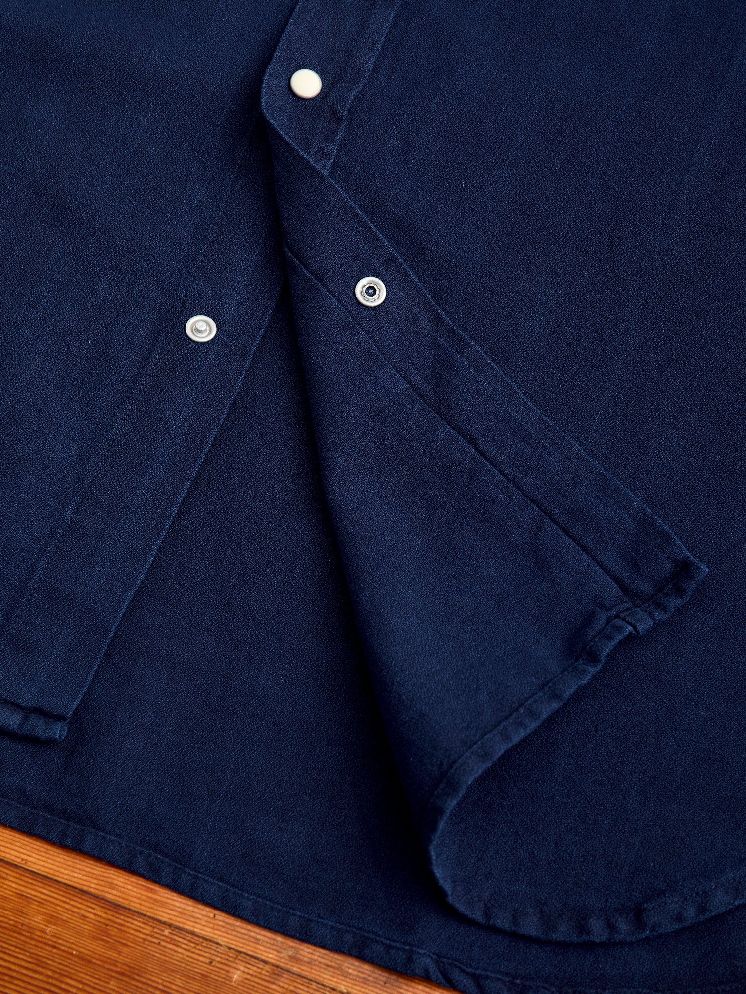 Yarn-Dyed Sateen Pearl Snap Shirt in Rinsed Indigo - Image 7