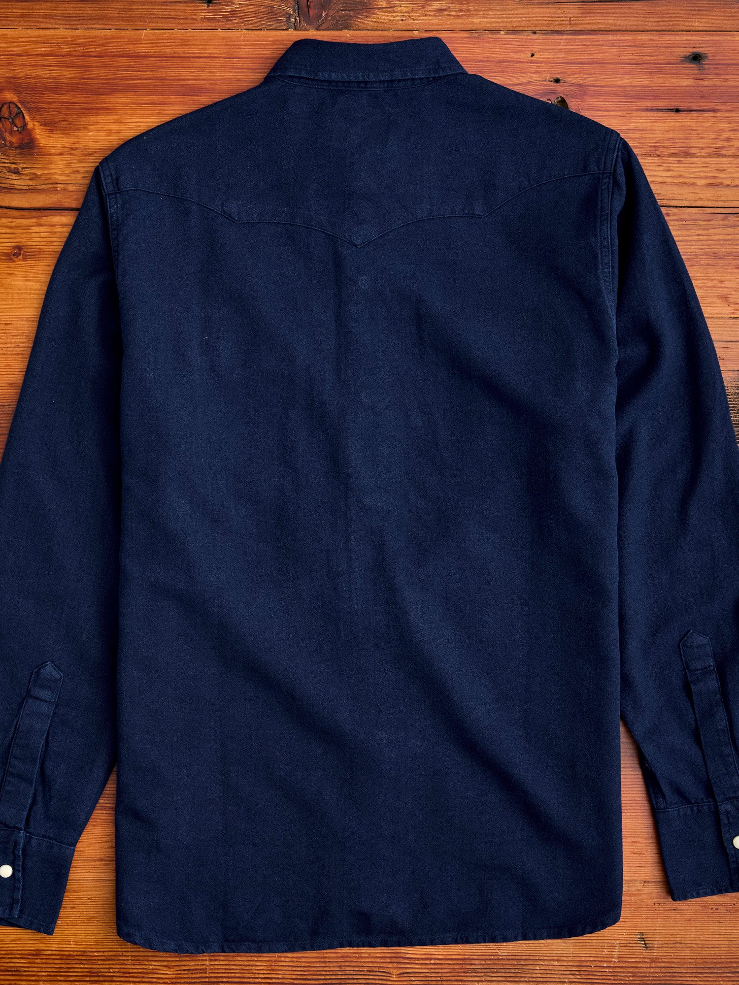 Yarn-Dyed Sateen Pearl Snap Shirt in Rinsed Indigo - Image 9